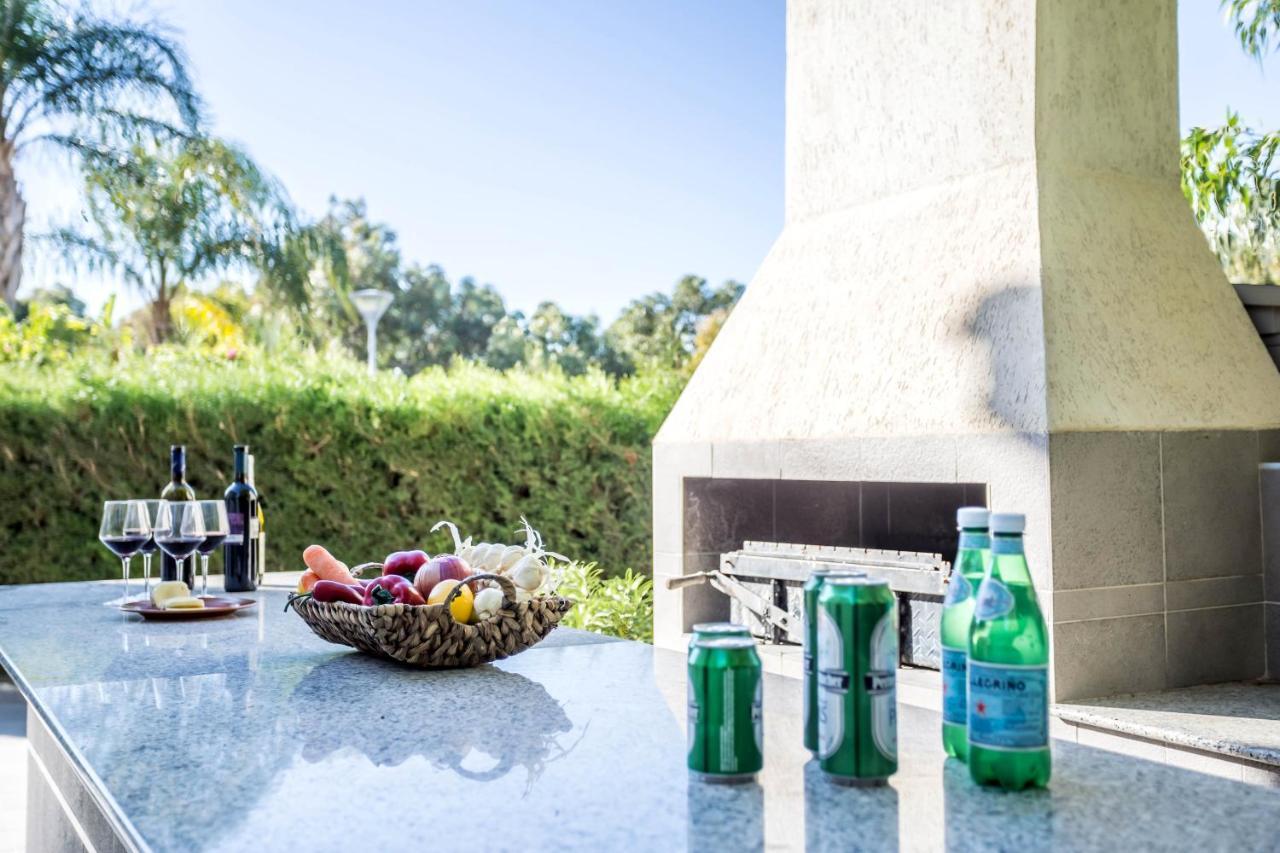 Villa Hibiscus Protaras Exteriör bild